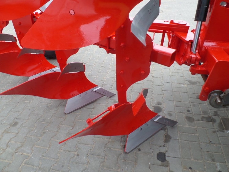 plug-obrotowy-euro-masz-00.jpg