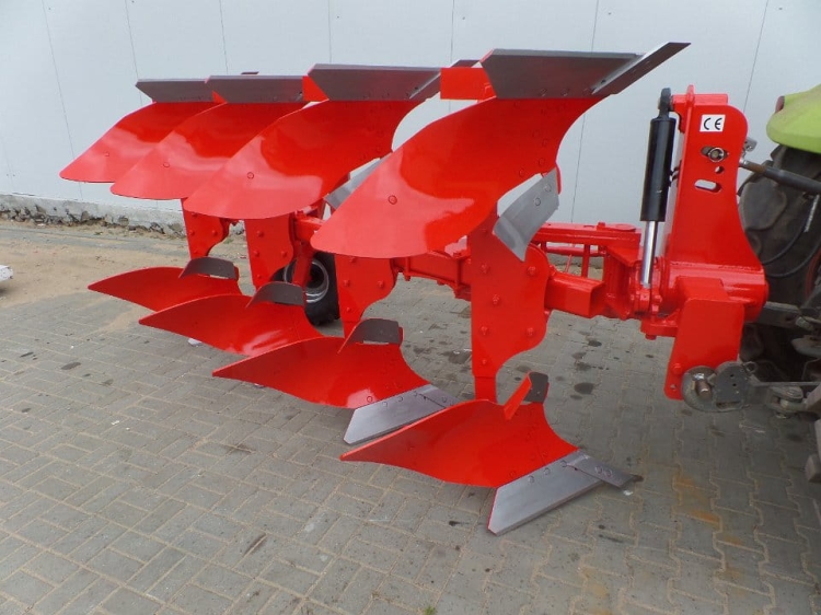 plug-obrotowy-euro-masz-02.jpg