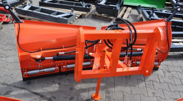 Plug-skladany-lekki-2.jpg