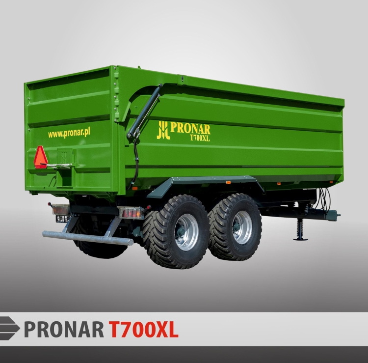 pronar-T700XL_szare-tlo.jpg