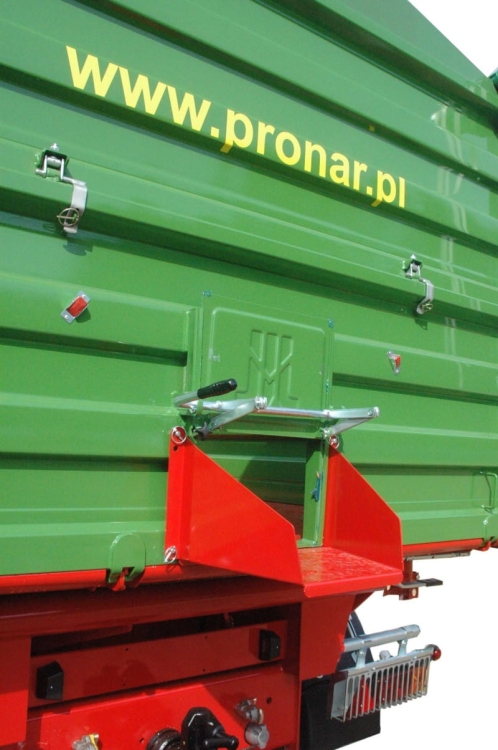 T683nr4a.jpg
