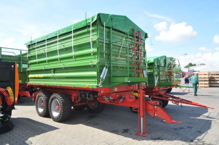 T663_1nr4.jpg