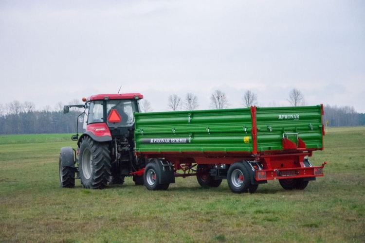 Przyczepa-Pronar-T672ECO-01.jpg