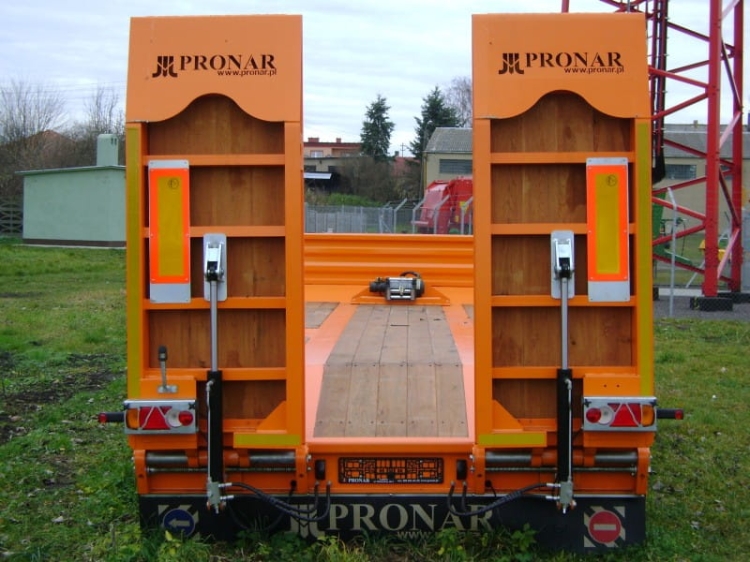 PB3100nr4.jpg