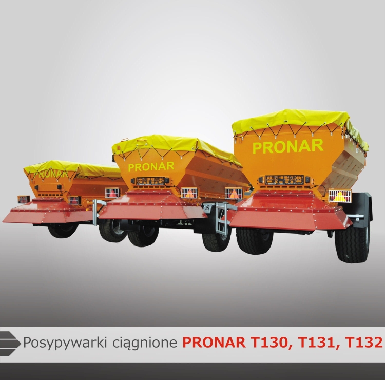 posypywarka-ciągniona-T130_T131_T132.jpg