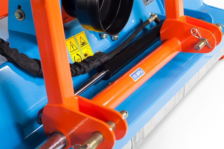 Displacement-hydraulic-big.jpg