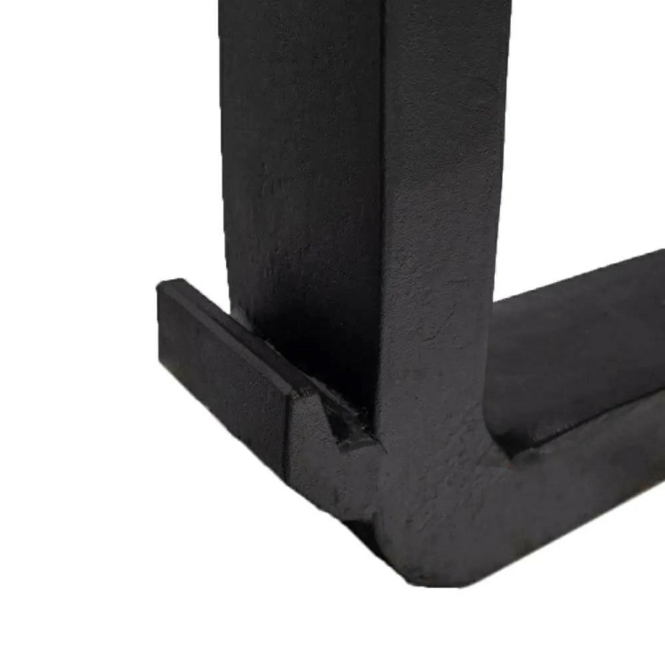 Zbliżenie dolnego wygięcia i spawanego ogranicznika widły paletowej 1200 mm.